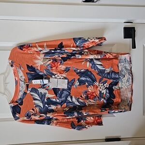 Tommy Bahama 3/4 sleeve Tee